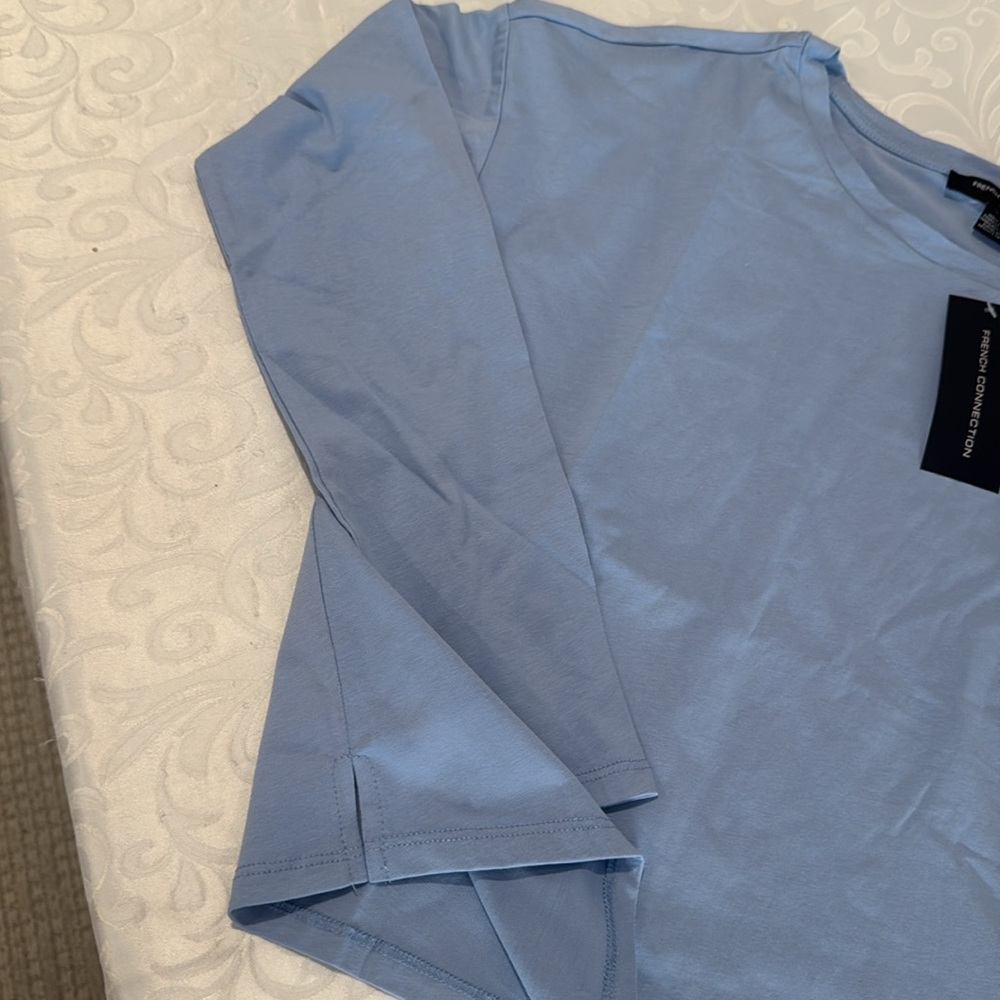 French Connection Boxy Long Sleeve Tee. Size S - Picture 8 of 13